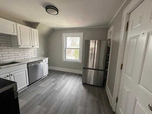 Photo - 318 Channing St Unidad 2.0