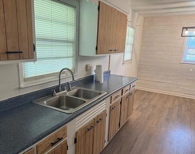Photo - Brick Ranch located in Shelbyville