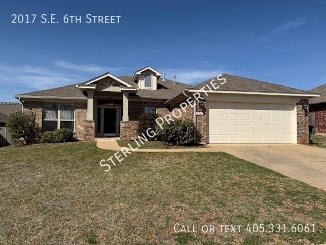 Building Photo - 2017 SE 6th St