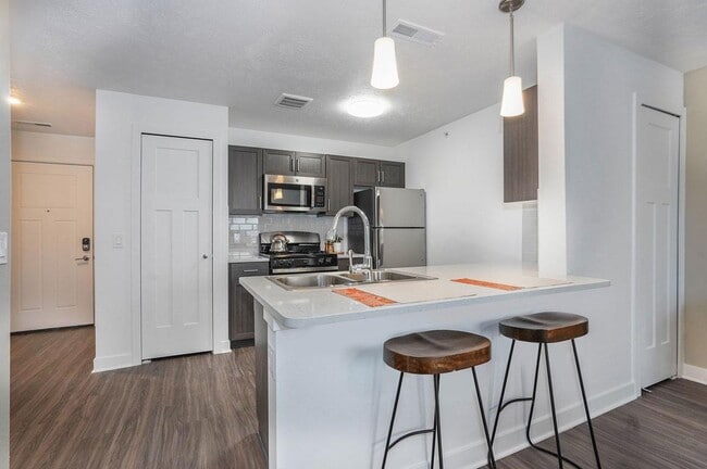 Meadowbrooke Apartment Homes