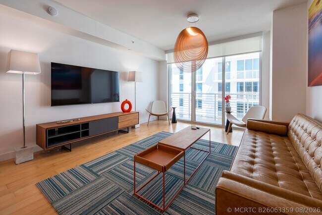 2821 N Ocean Blvd Unit 1102S