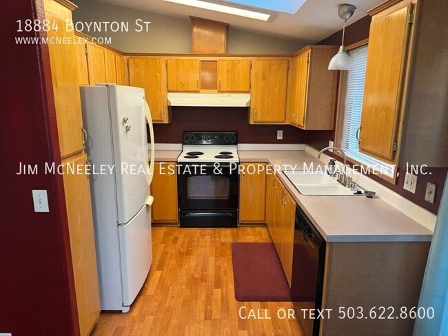 Photo - 18884 Boynton St