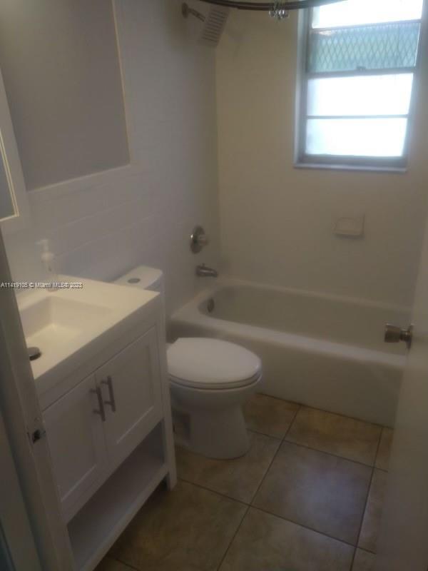 Photo - 4652 Myla Ln Unidad 4656