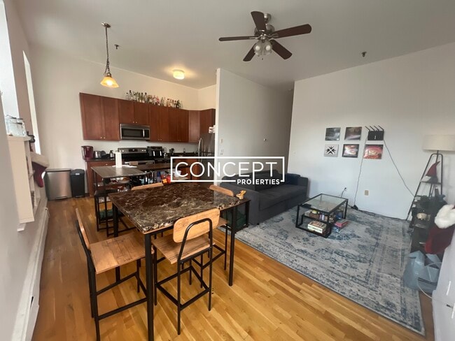 Photo - 168 Northampton St Unit 3