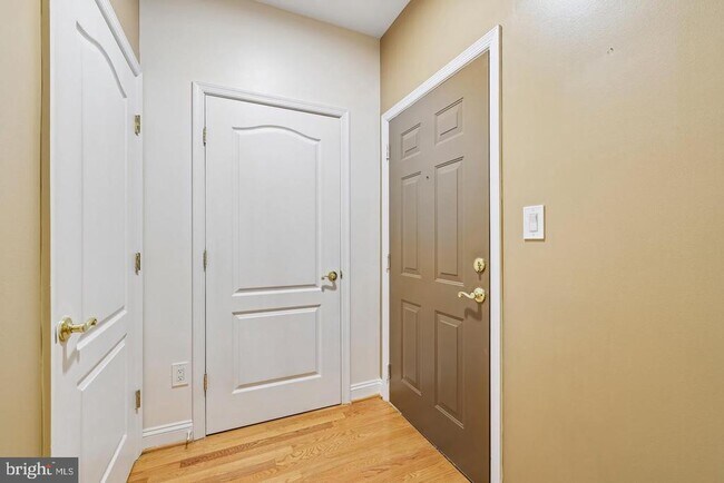 5910 Great Star Dr Unit 406