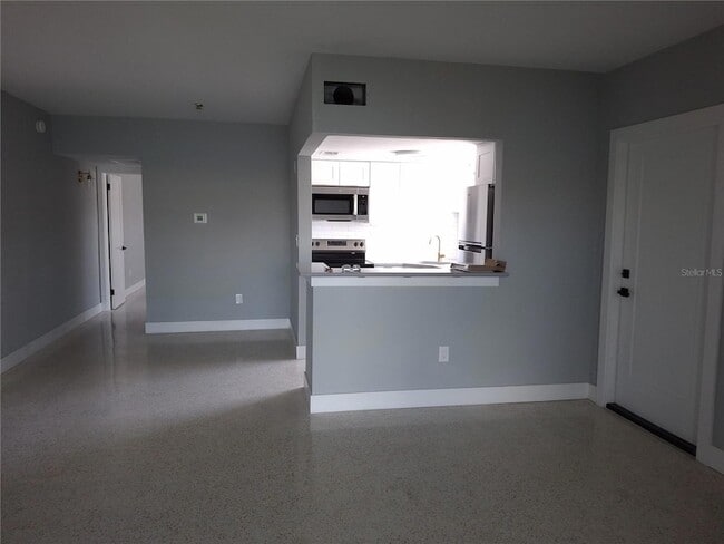 Photo - 11355 3rd St E