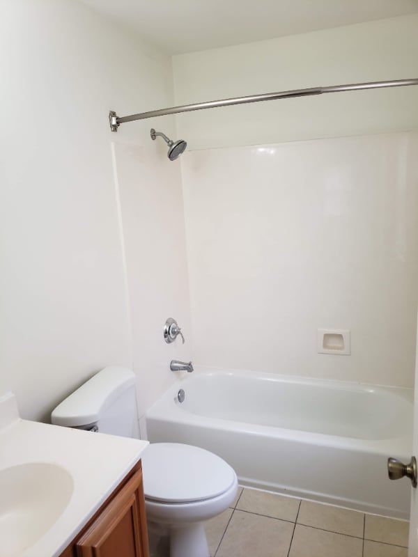 Photo - 1616 Hickory Ave Unit Apartment C