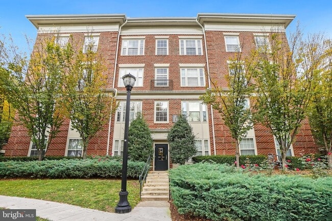 Photo - 27 Booth St Unit 345