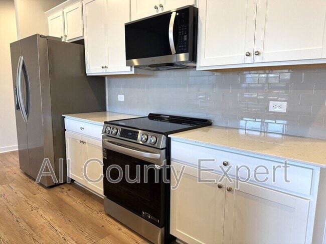 Photo - 7273 Mulberry St