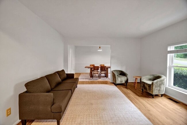 Photo - 3541 W Lakeside Dr