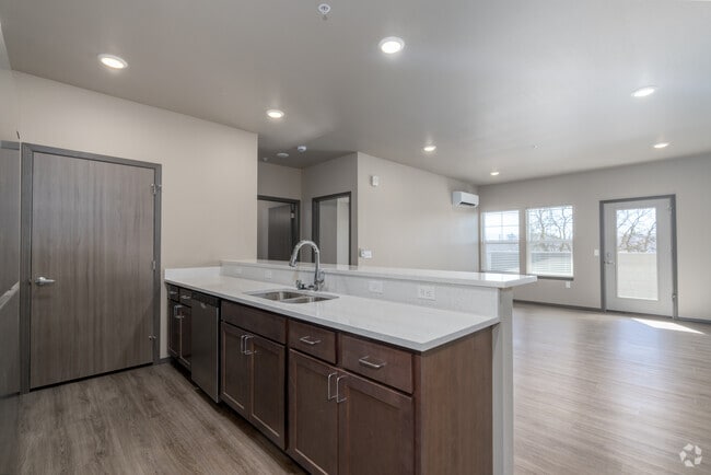 1BR, 1BA - 841SF