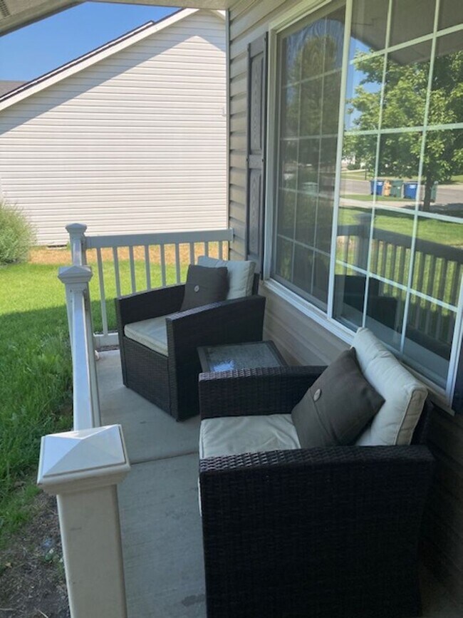 Photo - Lovely tri-level 4 bedroom 2 bath home in the Woodbridge Community of Post Falls!