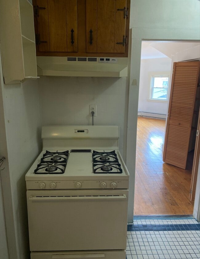 Photo - 139 Antrim St Unit 3