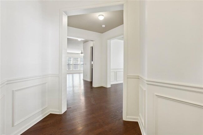 Photo - 655 Township Cir