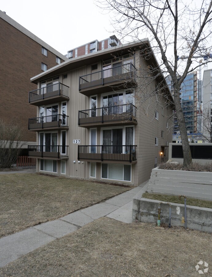 Photo - Alumni Apartments