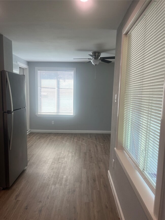 Photo - 5404 Pease St Unit 3