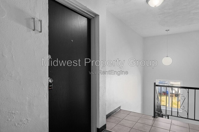 Building Photo - 2507 S Big Bend Blvd Unit Apt 11