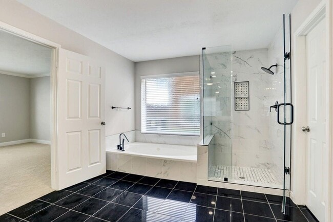 Photo - 30 Penny Green St