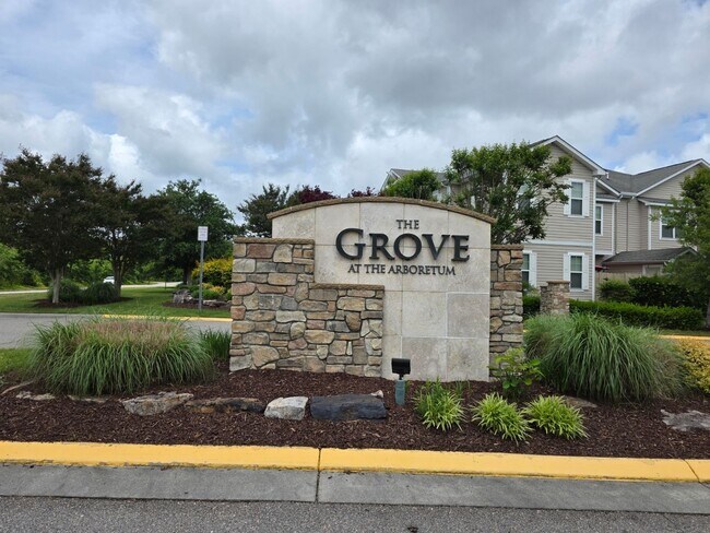The Grove - The Grove House