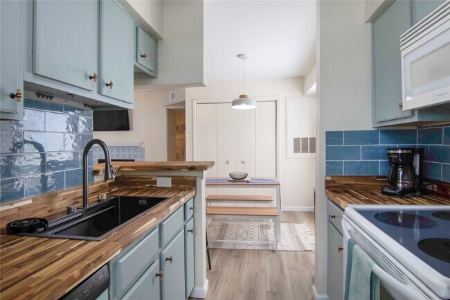 Photo - 3506 Cove View Blvd Unit 1311