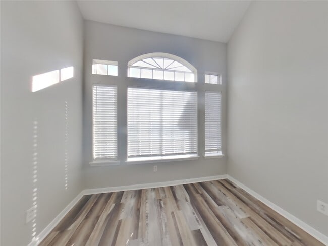 Photo - 7114 River Garden Dr