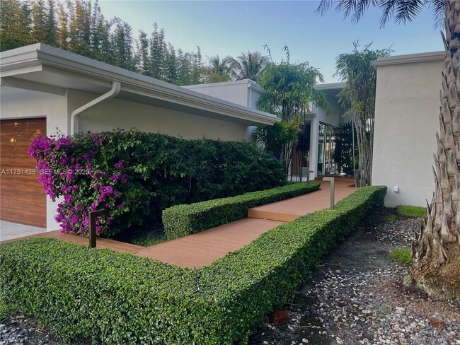 Photo - 1701 SE 11th St