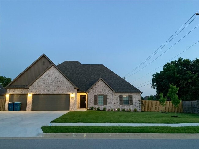 Photo - 1911 SW Nottingham Ave