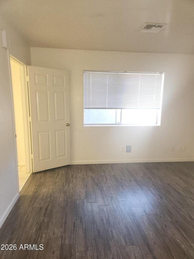 Photo - 2531 W Morten Ave