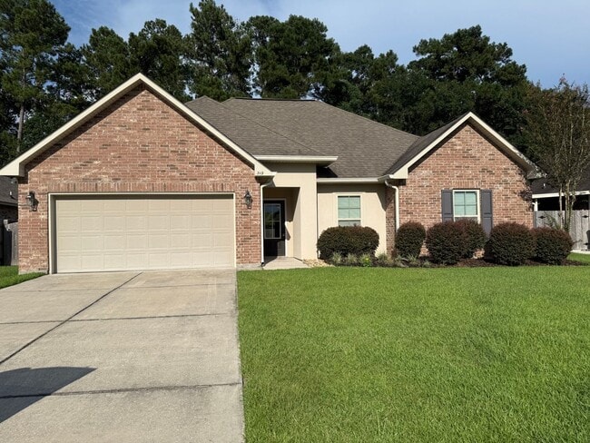 3 BEDROOM IN FABULOUS NEIGHBORHOOD! - 3 BEDROOM IN FABULOUS NEIGHBORHOOD! House