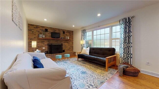 Photo - 3 bed, 2 bath home in Clemson