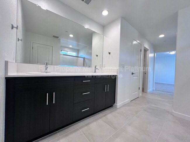 Photo - 2915 E Tierra Dr