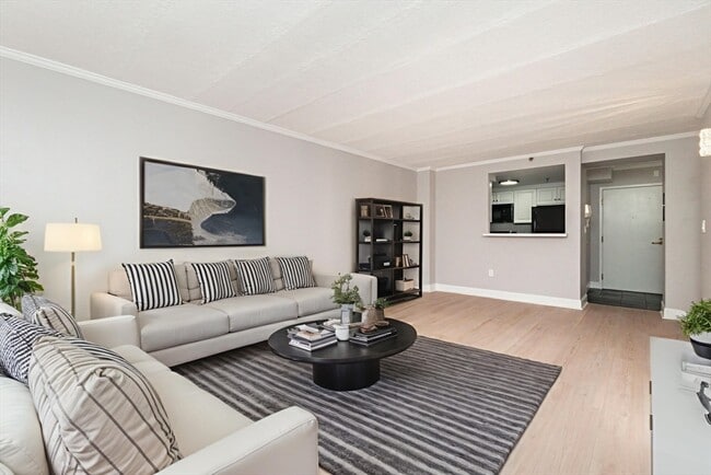 Photo - 1933 Commonwealth Ave Unidad 108 Rental