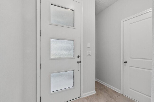 Photo - Contemporary Townhouse in East Village!