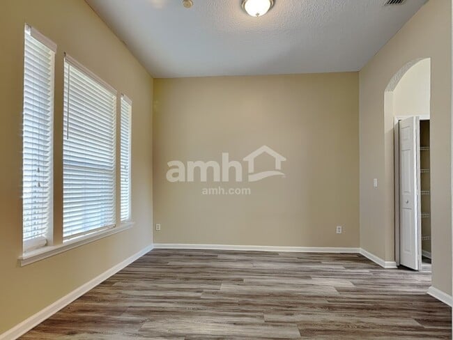 Photo - 11417 Johnson Creek Cir