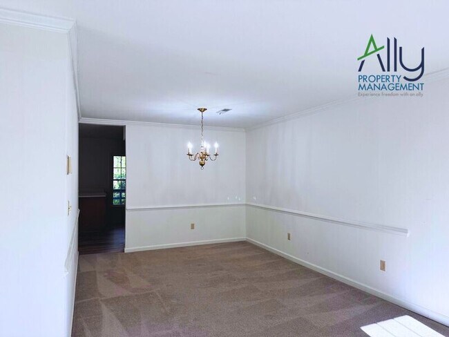 Photo - 1515 Westfield Ct