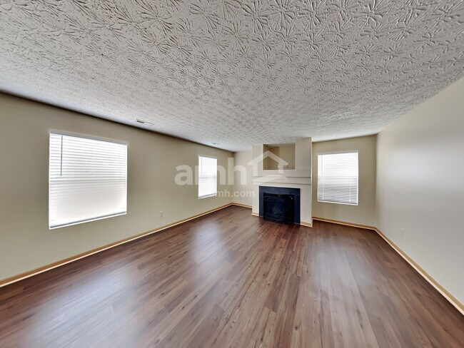 Photo - 5388 Englecrest Dr