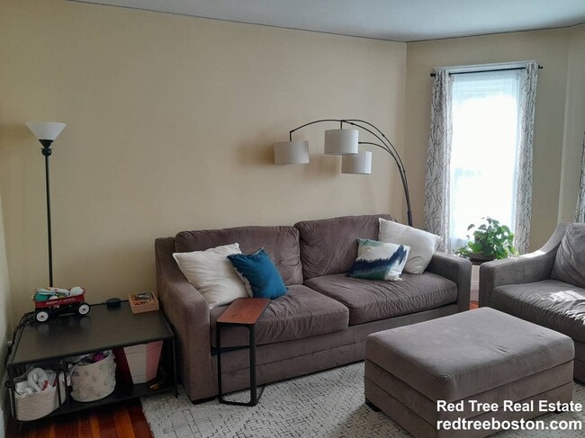 19 Edward T Sullivan Rd Unit 1