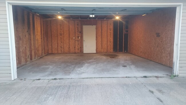 Own 2 car garage space - 1713 Mamie Eisenhower Ave Unit 1717