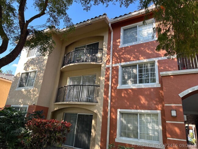 Building Photo - 4179 N Haverhill Rd Unit 609