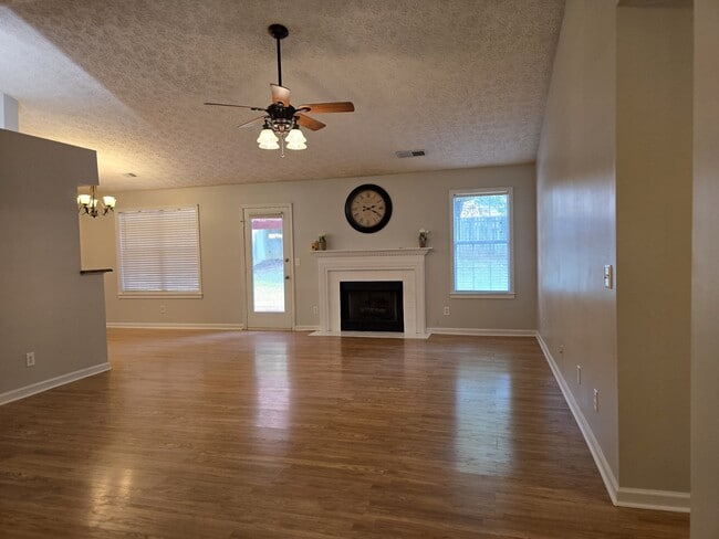 Photo - 3585 Plum Creek Trail NW