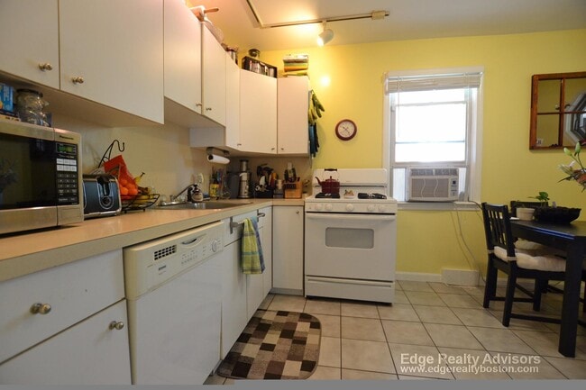 Photo - 151 Nonantum St Unit 1