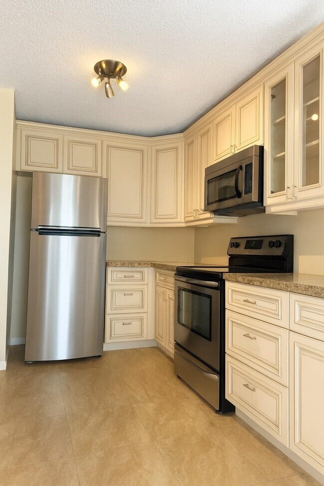 Photo - 9778 Nickels Blvd