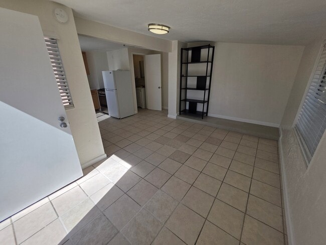 Photo - 1420 Coolidge Ave Unidad C