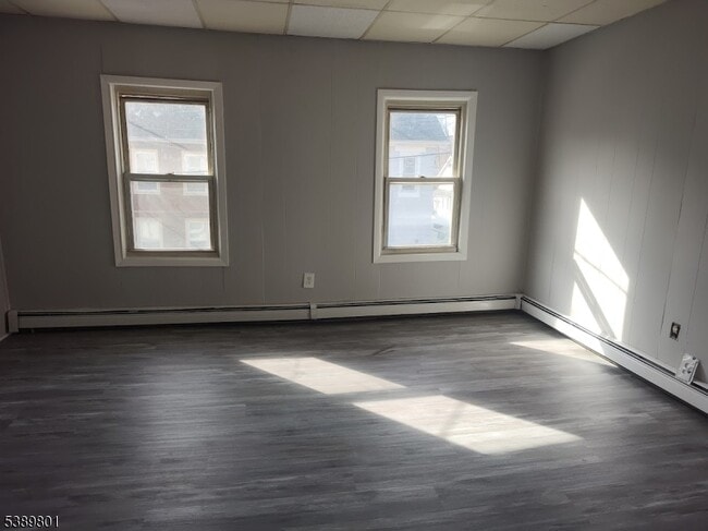 Photo - 243 Mercer St