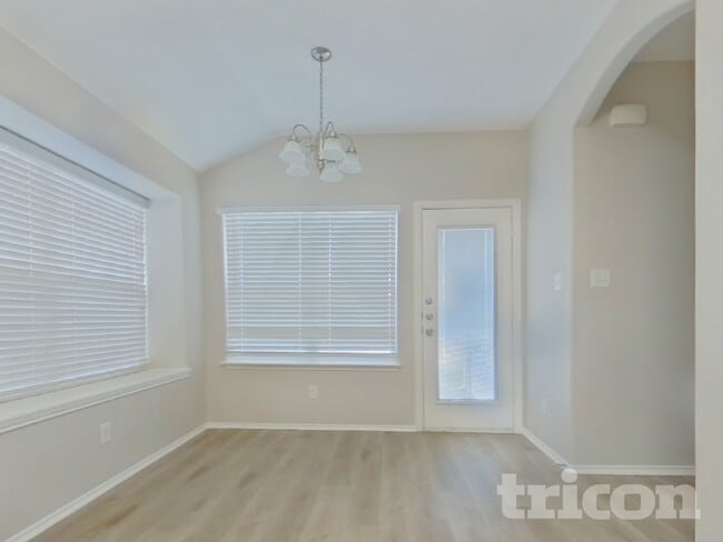 Photo - 5712 Parkview Hills Ln