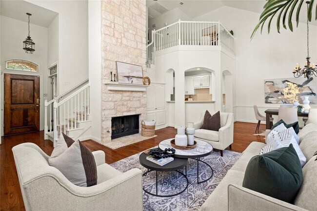 Photo - 3805 Tonkawa Trail Unit A2