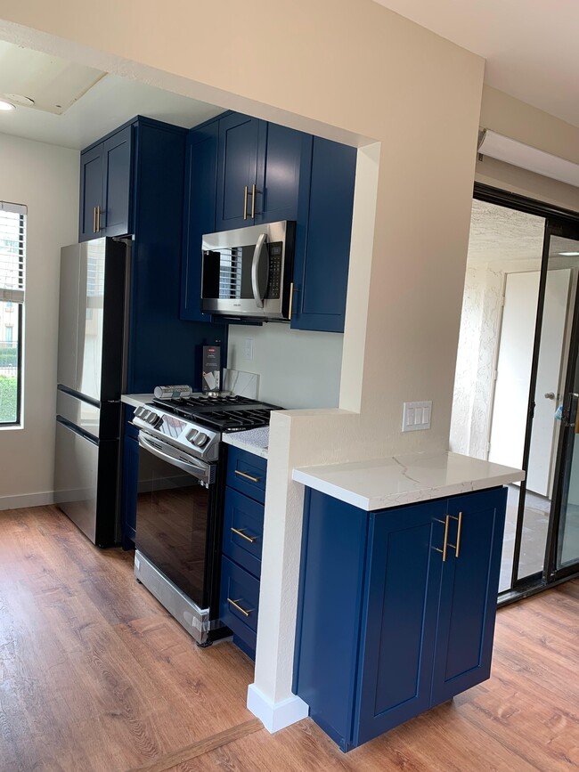 Building Photo - 8460 New Salem St Unit 00