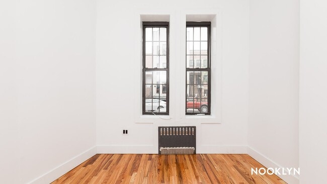 Photo - 1154 Gates Ave Unit 1l