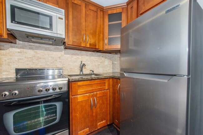 Photo - 60 Parkway Dr