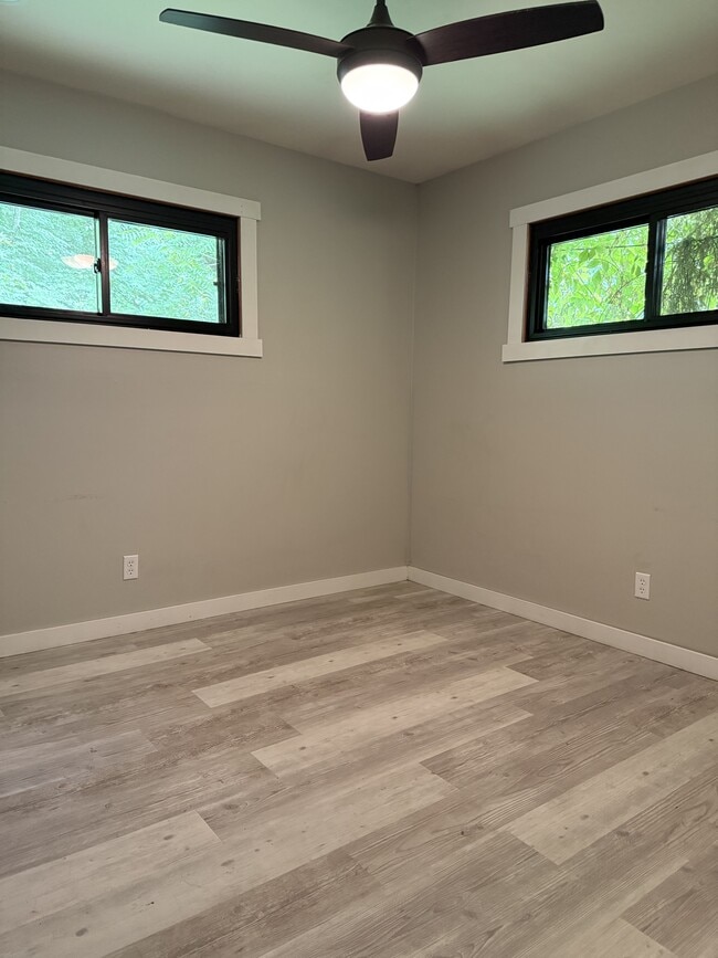 Photo - 490 N Wilson Ave